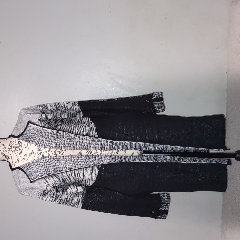 Adrianne Vittadini Long Cardigan Size XL 100% Acrylic NWT